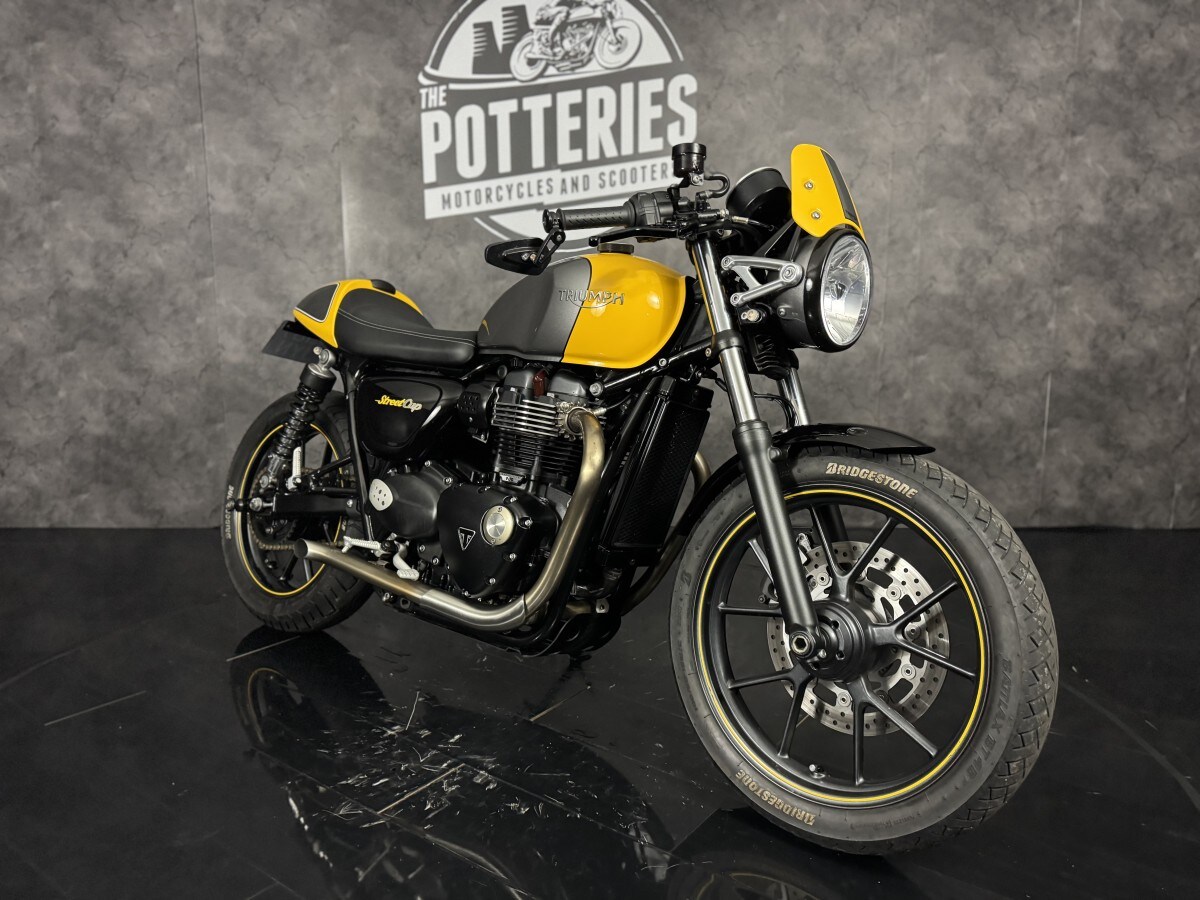 Triumph STREET CUP