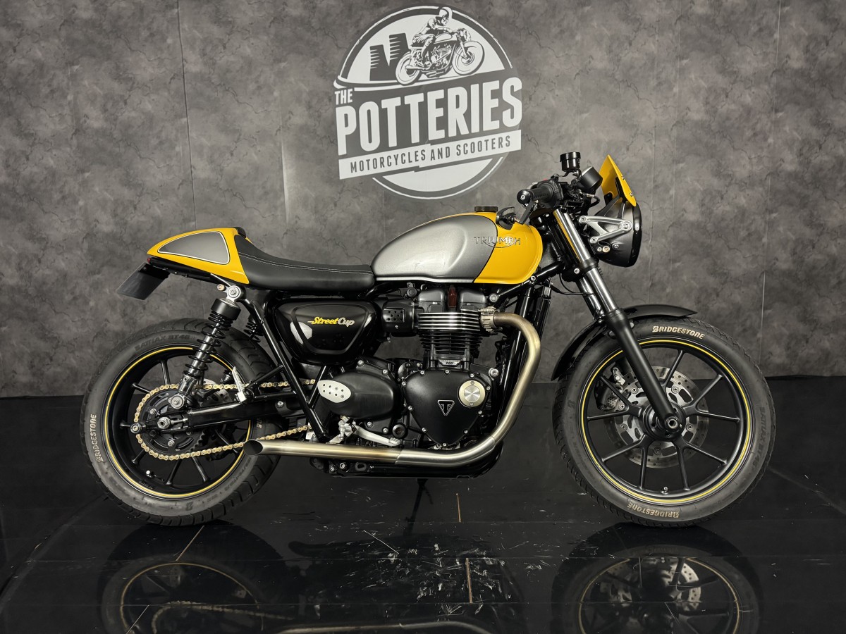 Triumph STREET CUP