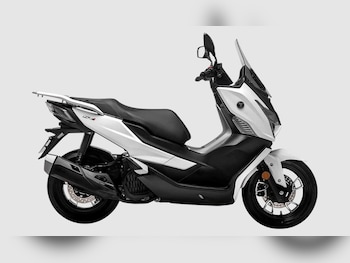 Used Voge SR1 125cc undefined for sale - bike-77865479: Photo