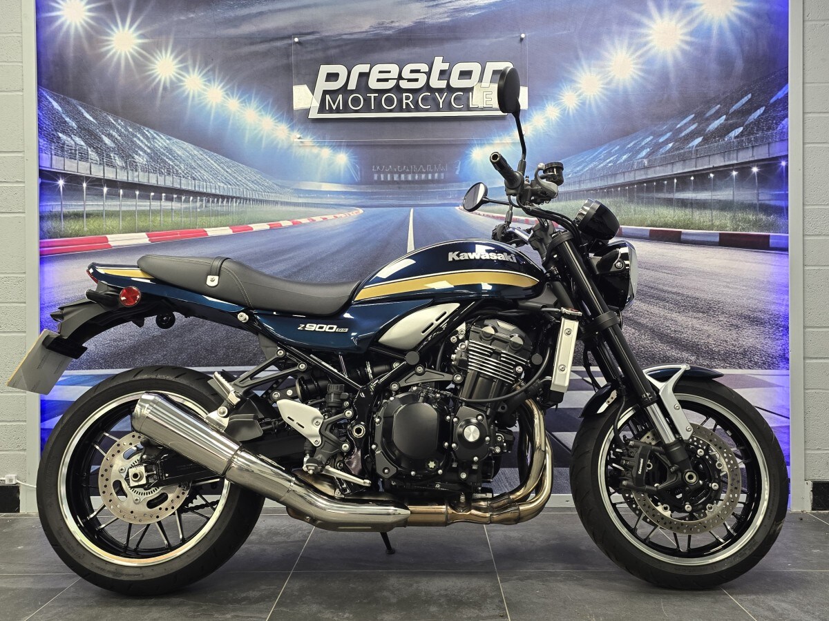 Kawasaki Z900 RS