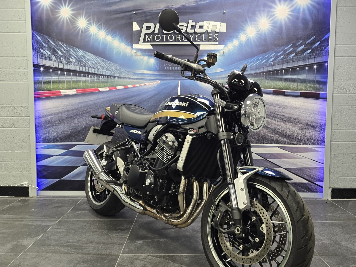 Kawasaki Z900 RS