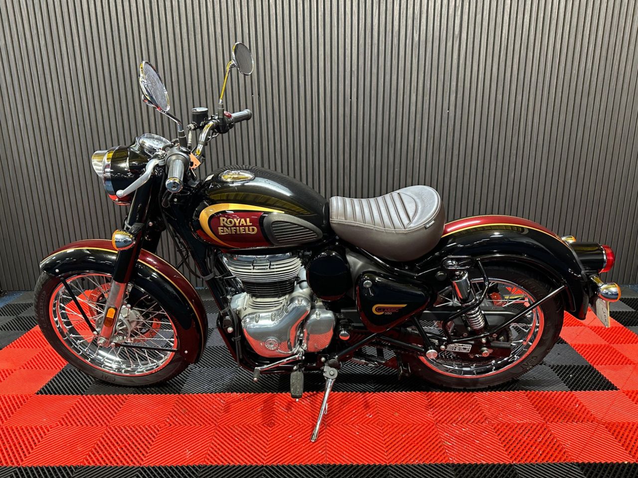 Used Royal Enfield Classic 350 for sale - 78435248: Photo 11