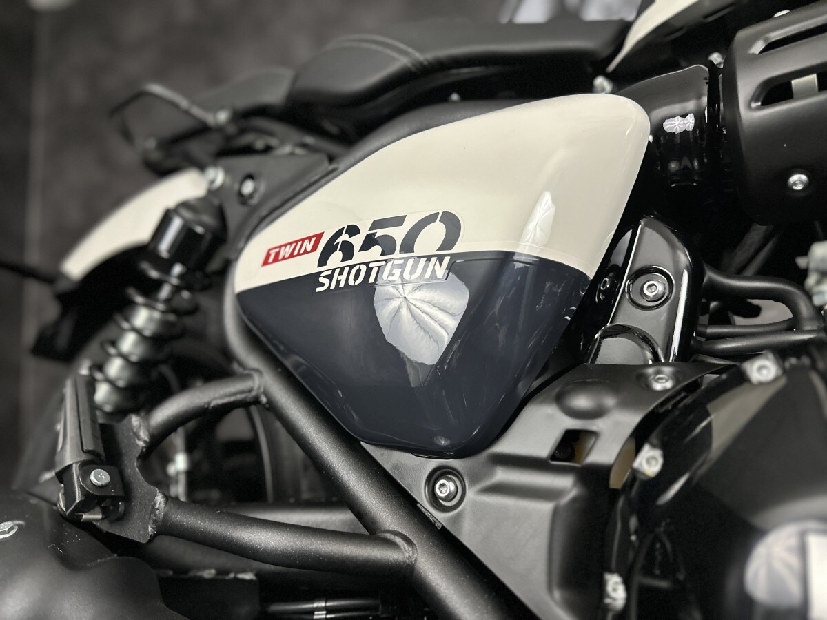 Royal Enfield Shotgun 650