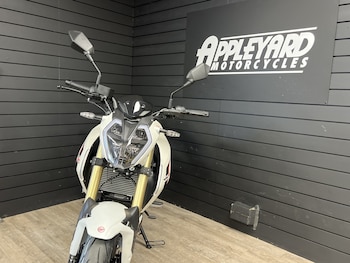 Used Keeway RKF 125cc E5 undefined for sale - bike-77869263: Photo