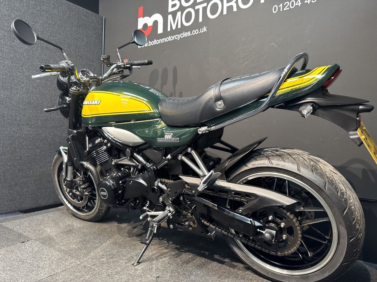 Kawasaki Z900RS YELLOW BALL