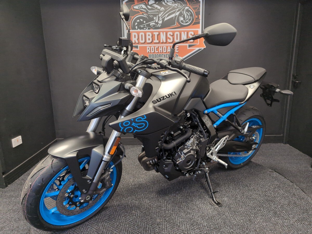 Suzuki GSX 8S
