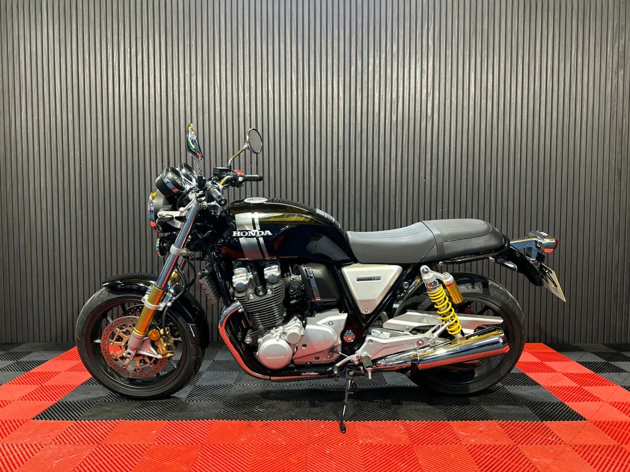 Used Honda CB1100 for sale - 78434686: Photo 9
