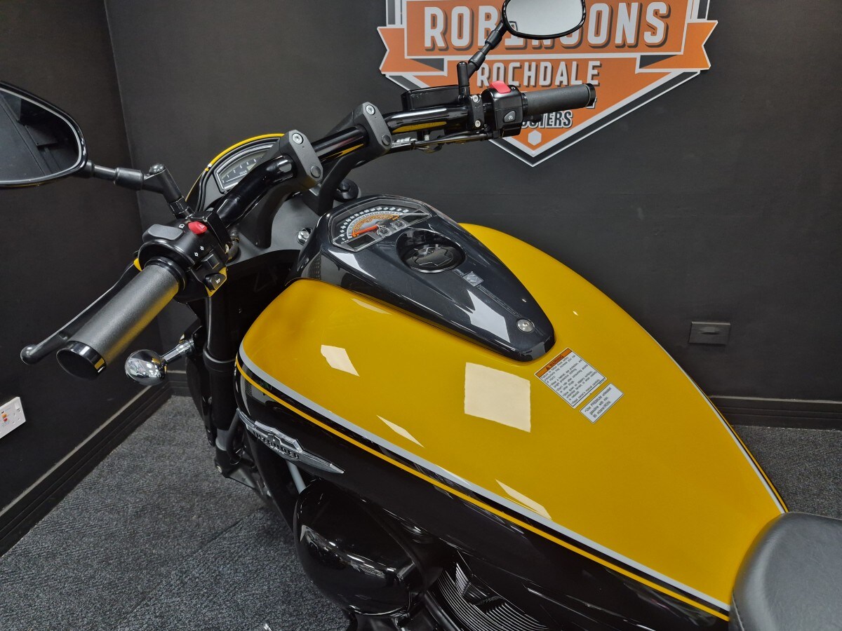 Suzuki VZR 1800 BZ L4