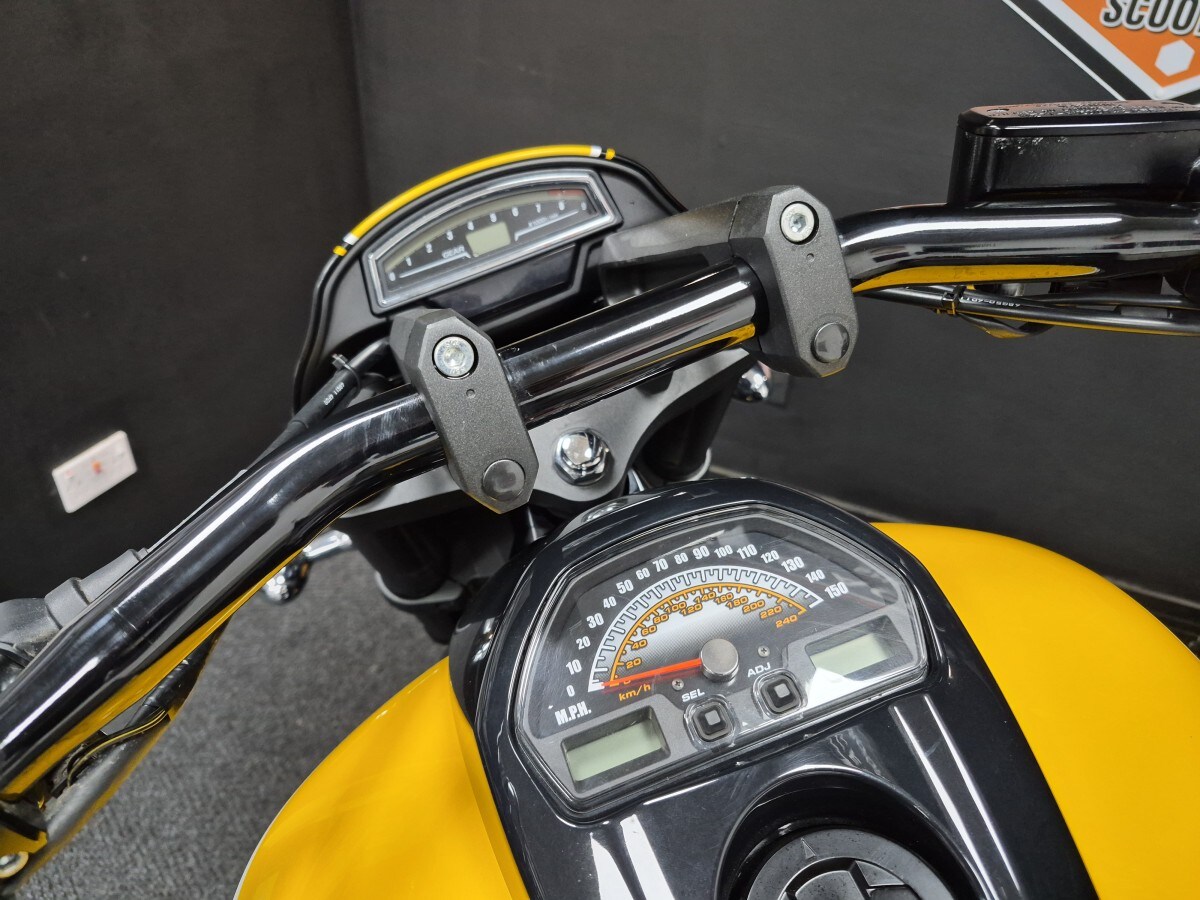 Suzuki VZR 1800 BZ L4