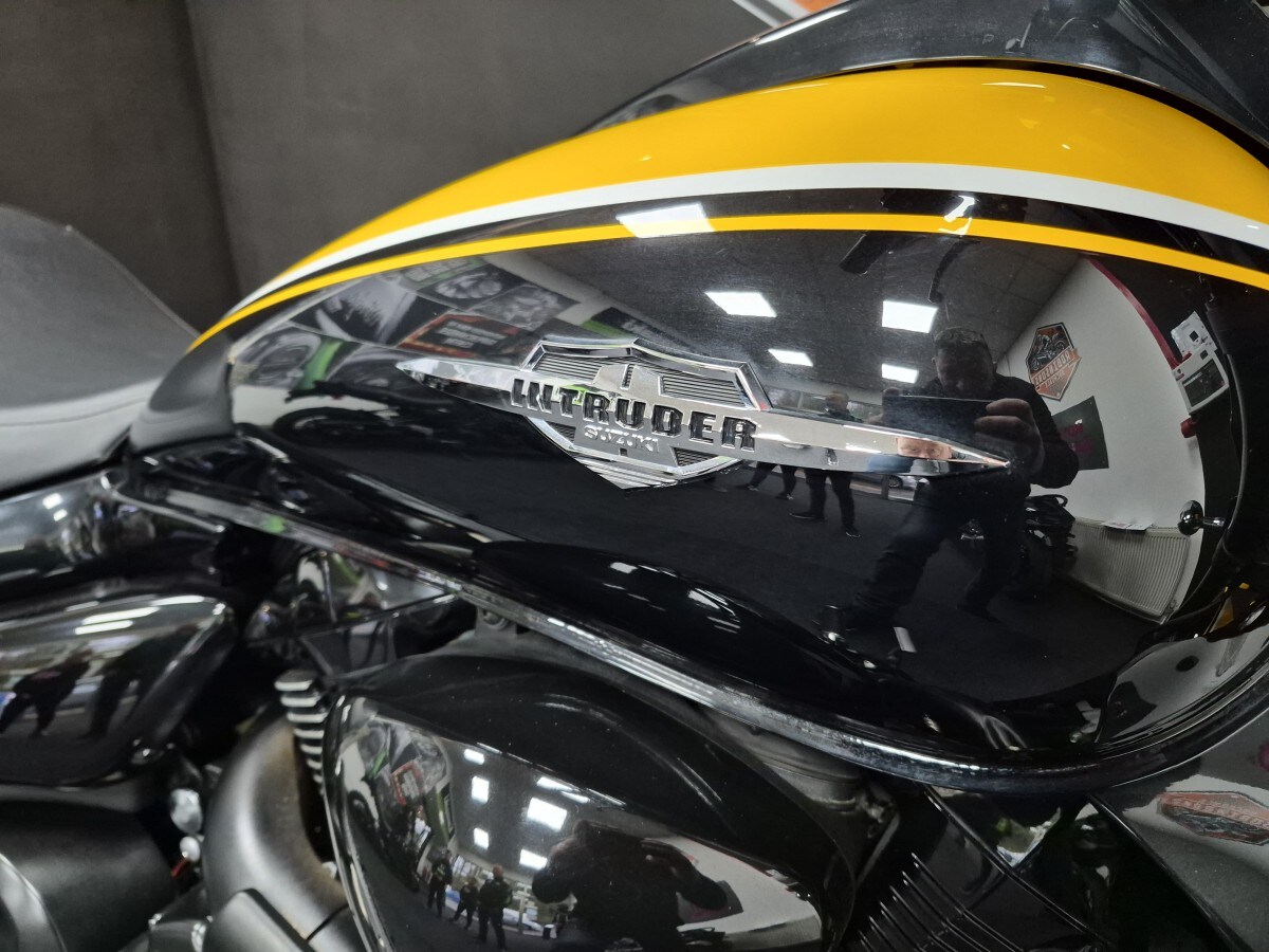 Suzuki VZR 1800 BZ L4