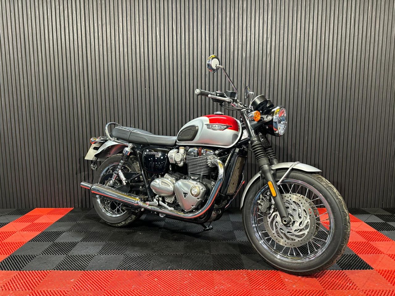 Used Triumph Bonneville T120 for sale - 78435754: Photo 11