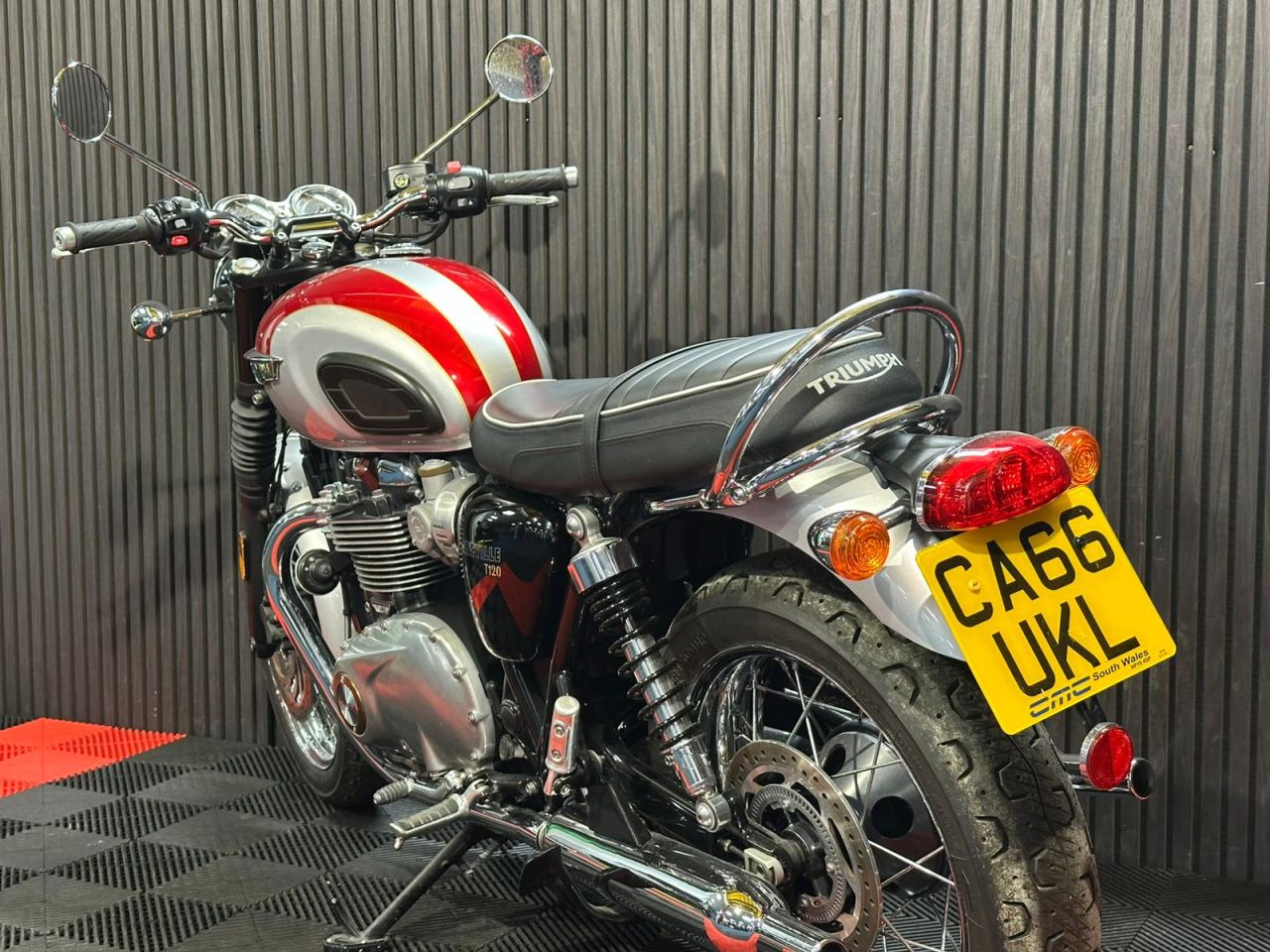 Used Triumph Bonneville T120 for sale - 78435754: Photo 22