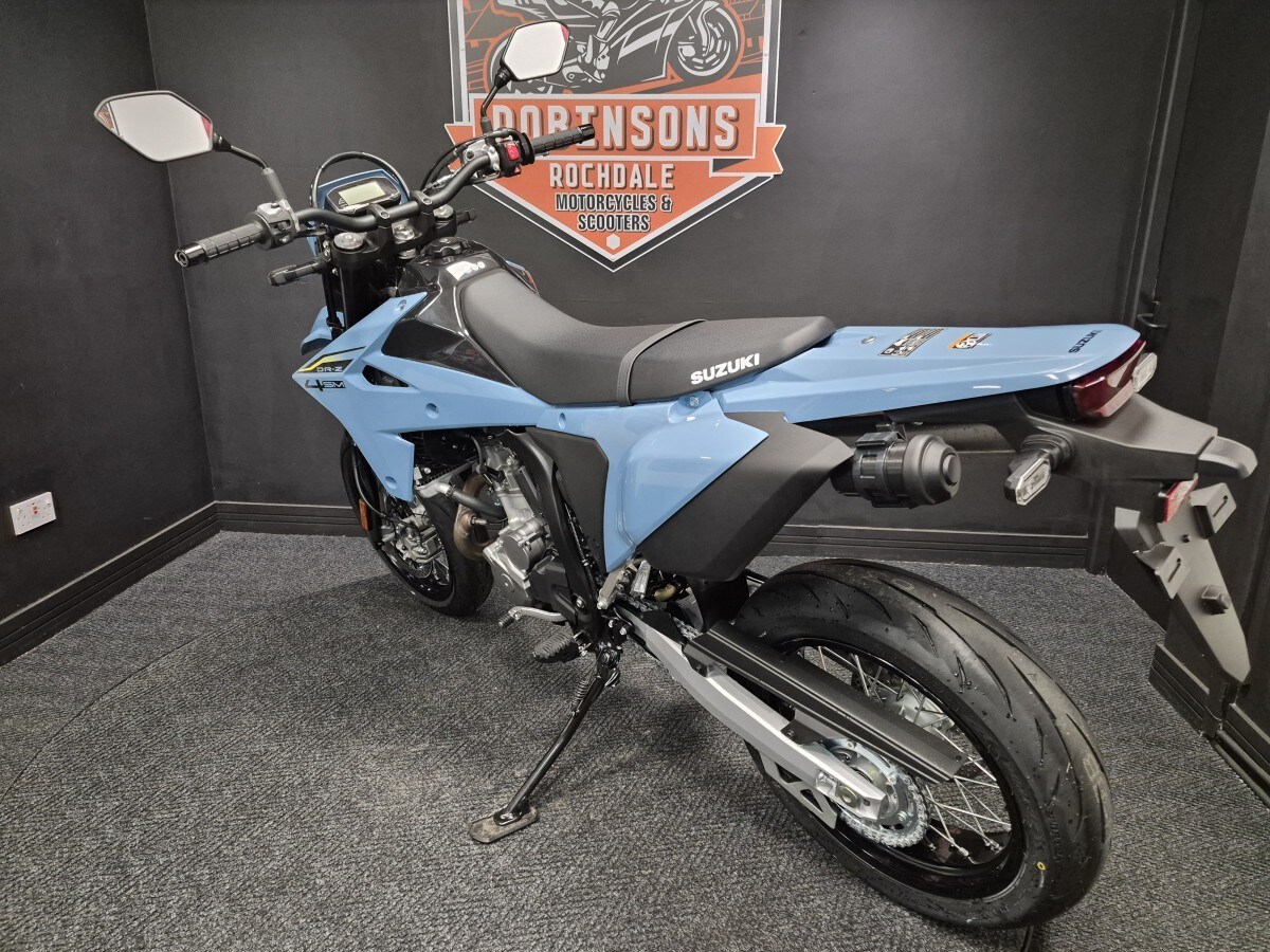 Suzuki DRZ4 SM