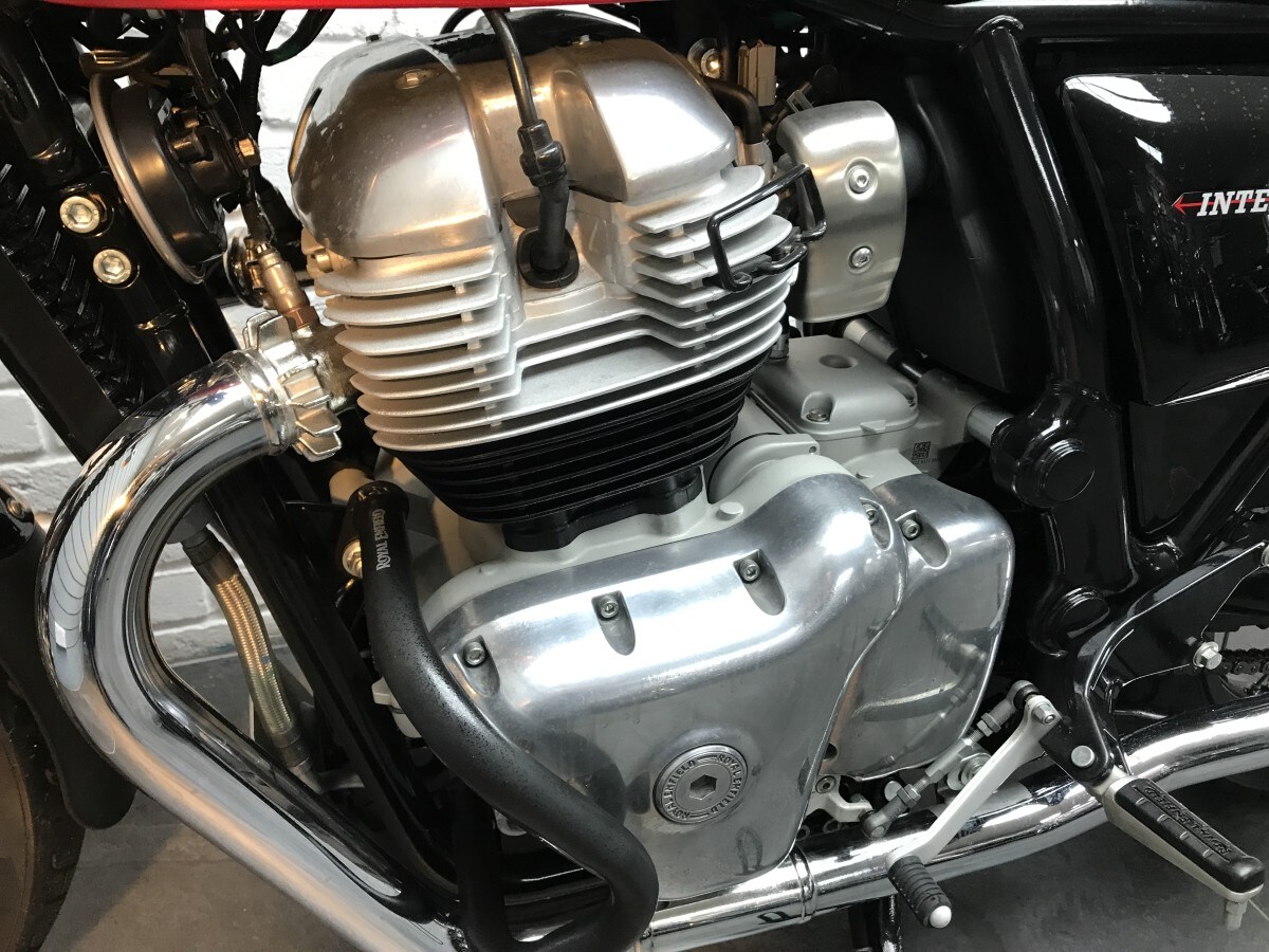 Royal Enfield INTERCEPTOR 650 TWIN E5