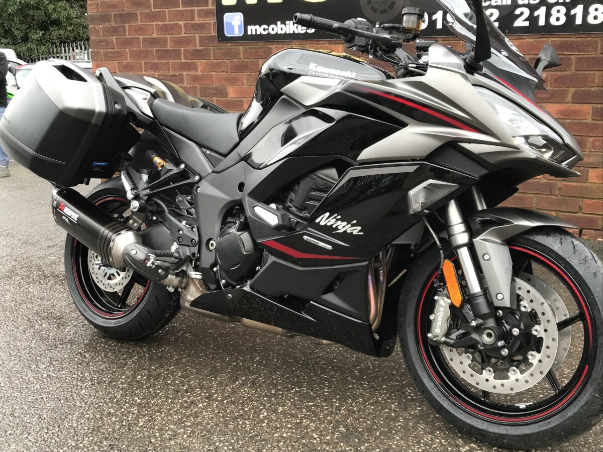 Kawasaki Ninja 1100SX SE ZX1100JSFAN