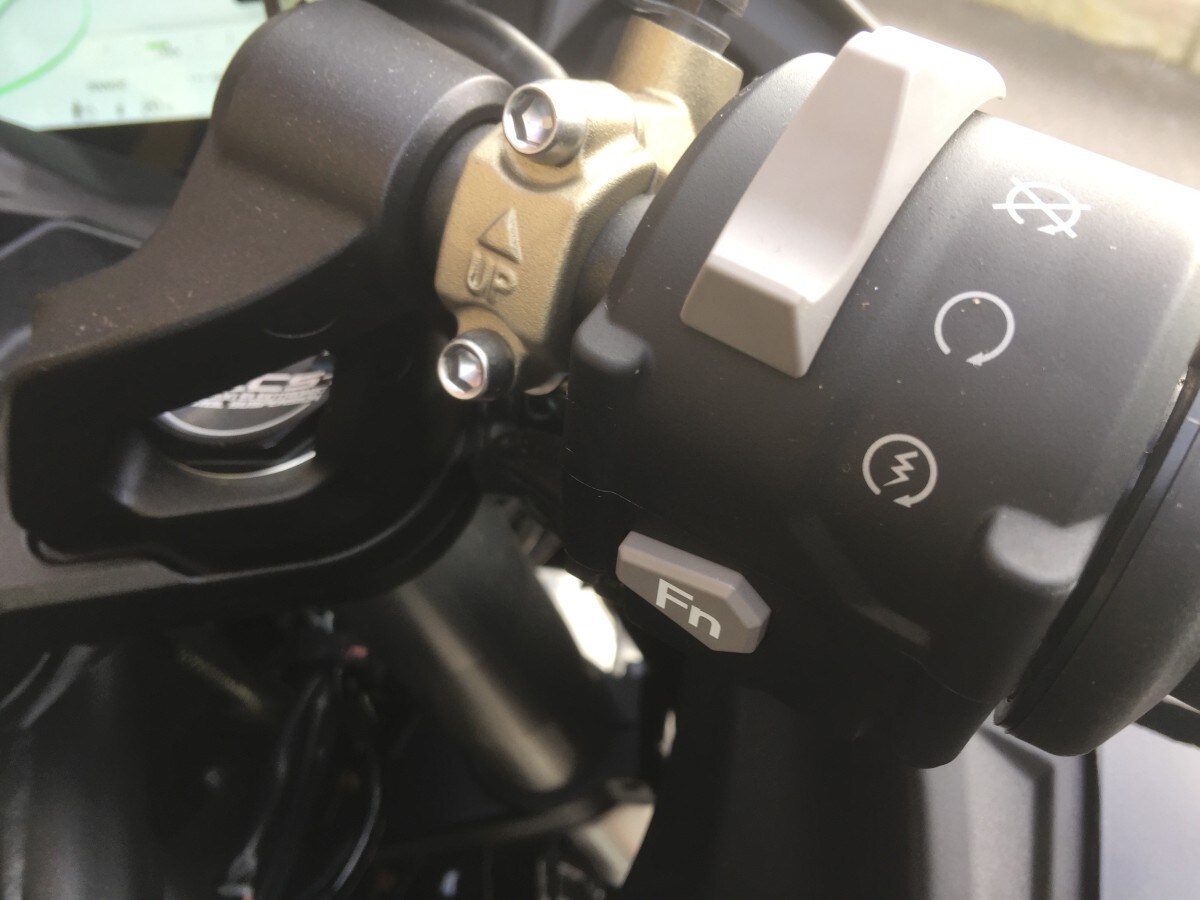 Kawasaki Ninja H2SXSE ZX1002RPFNN GN2