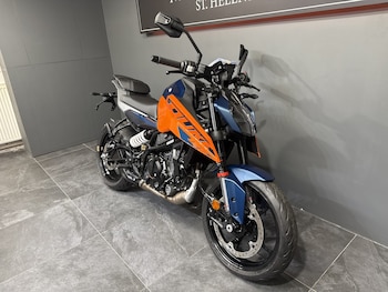 Used KTM 125 DUKE SPECIAL INC FOC QUICK SHIFTER & FINANCE undefined for sale - bike-77867450: Photo