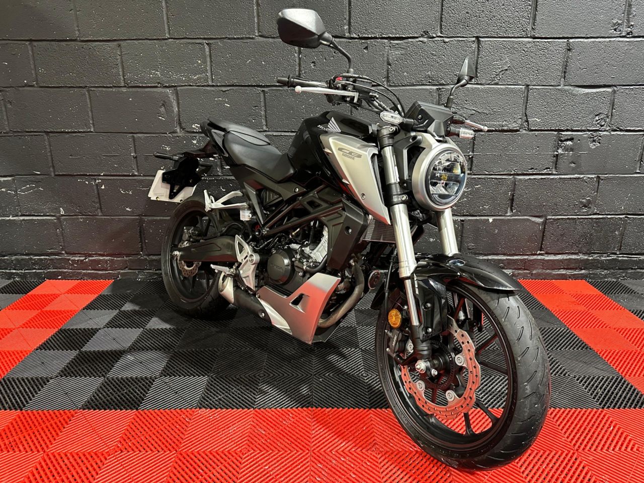 Used Honda CB125R for sale - 78435737: Photo 8