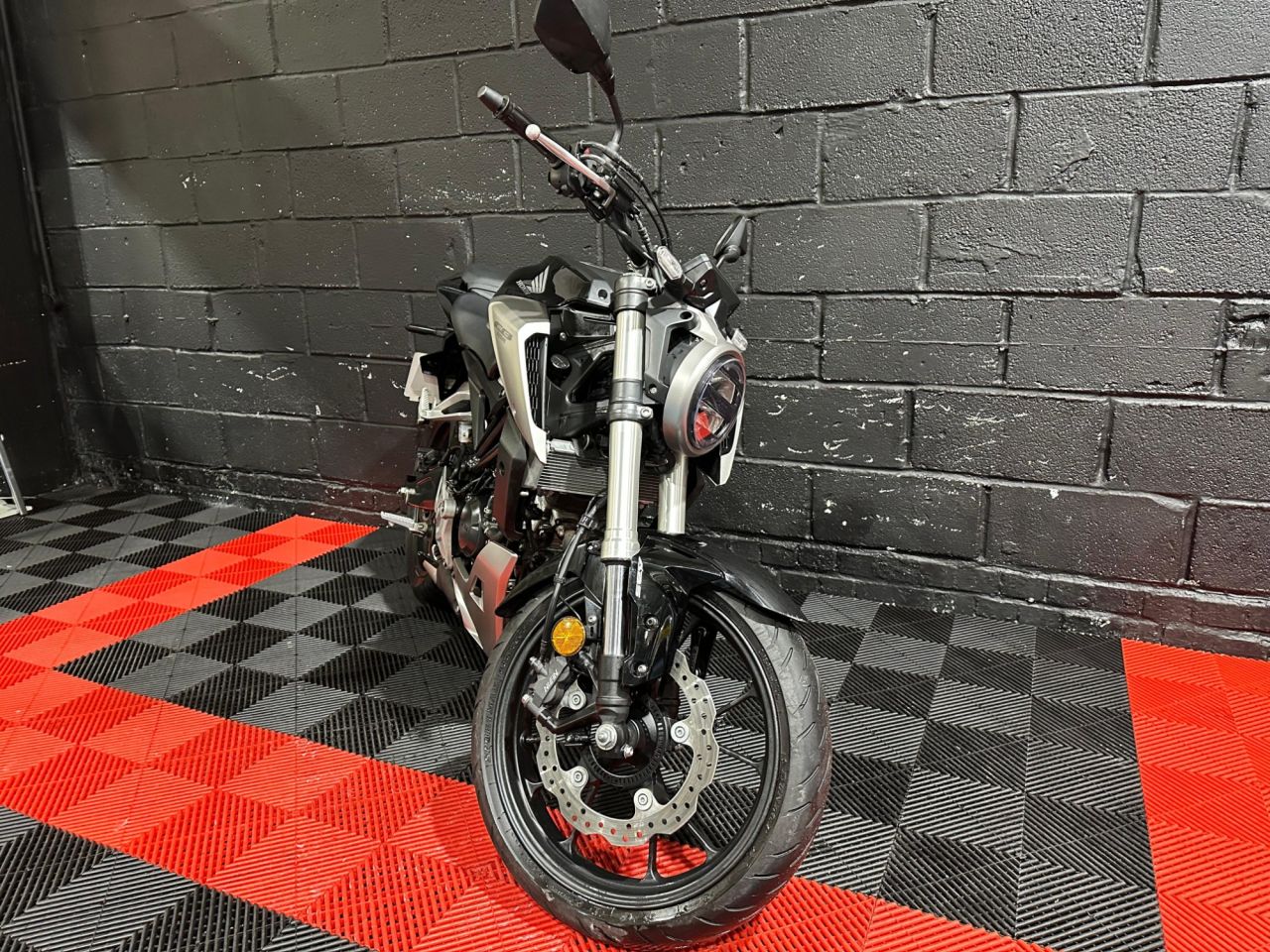 Used Honda CB125R for sale - 78435737: Photo 9