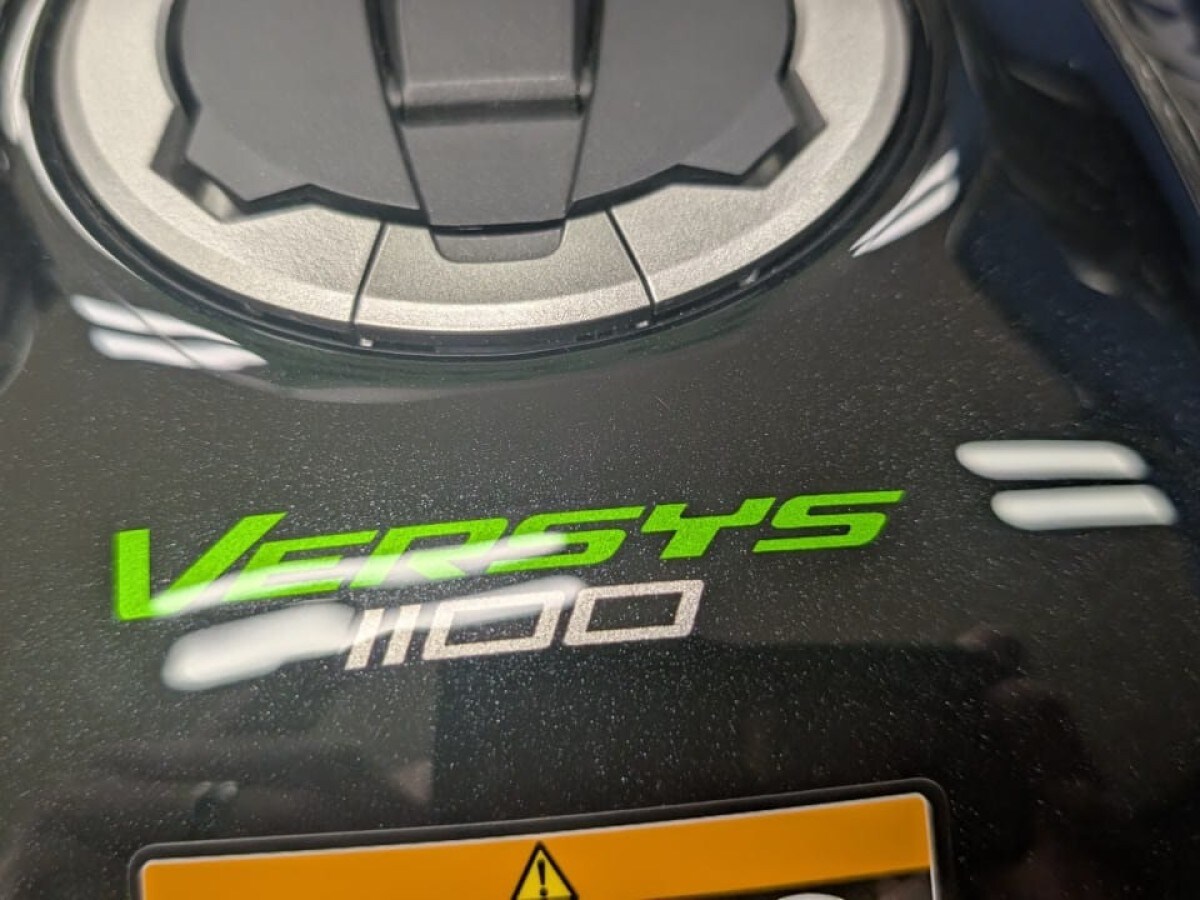 Kawasaki VERSYS 1100 SE
