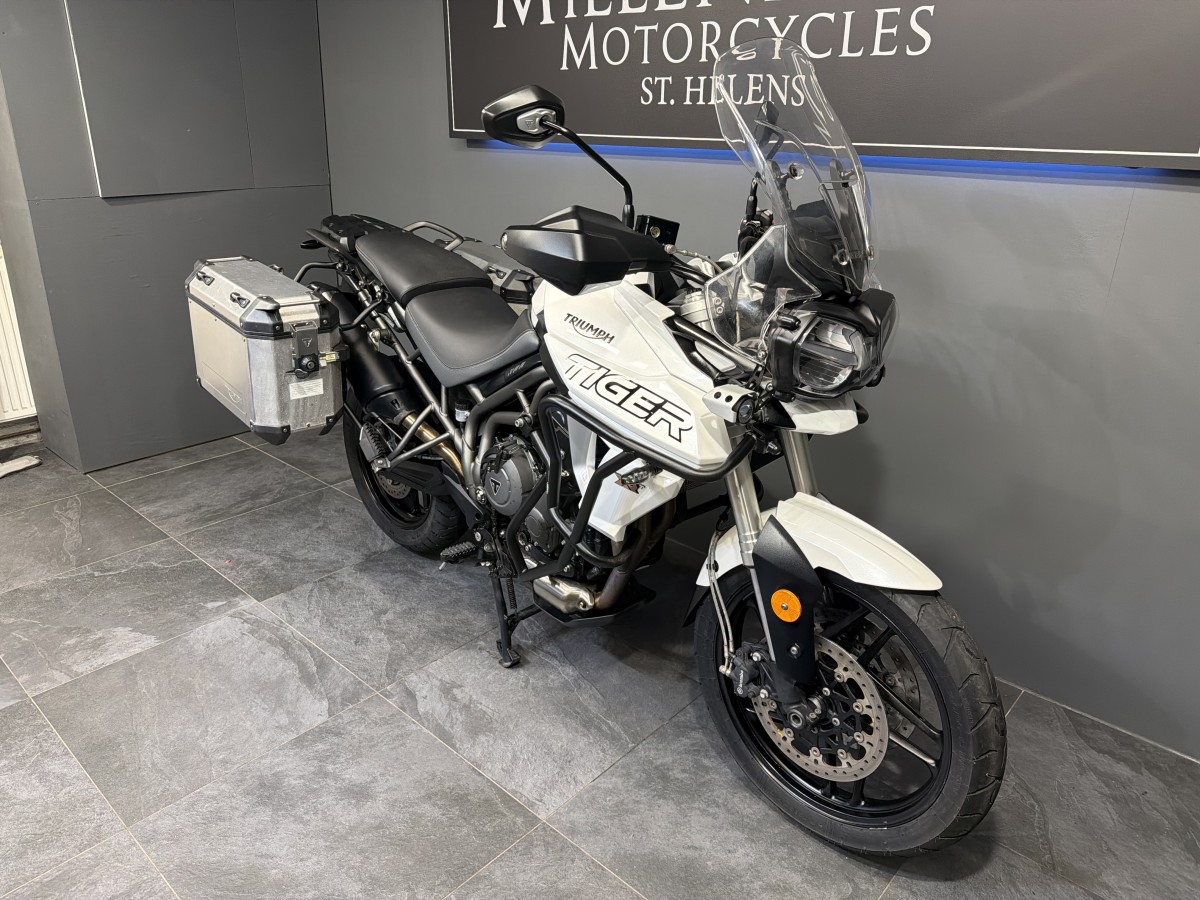 Triumph TIGER 800 XRT