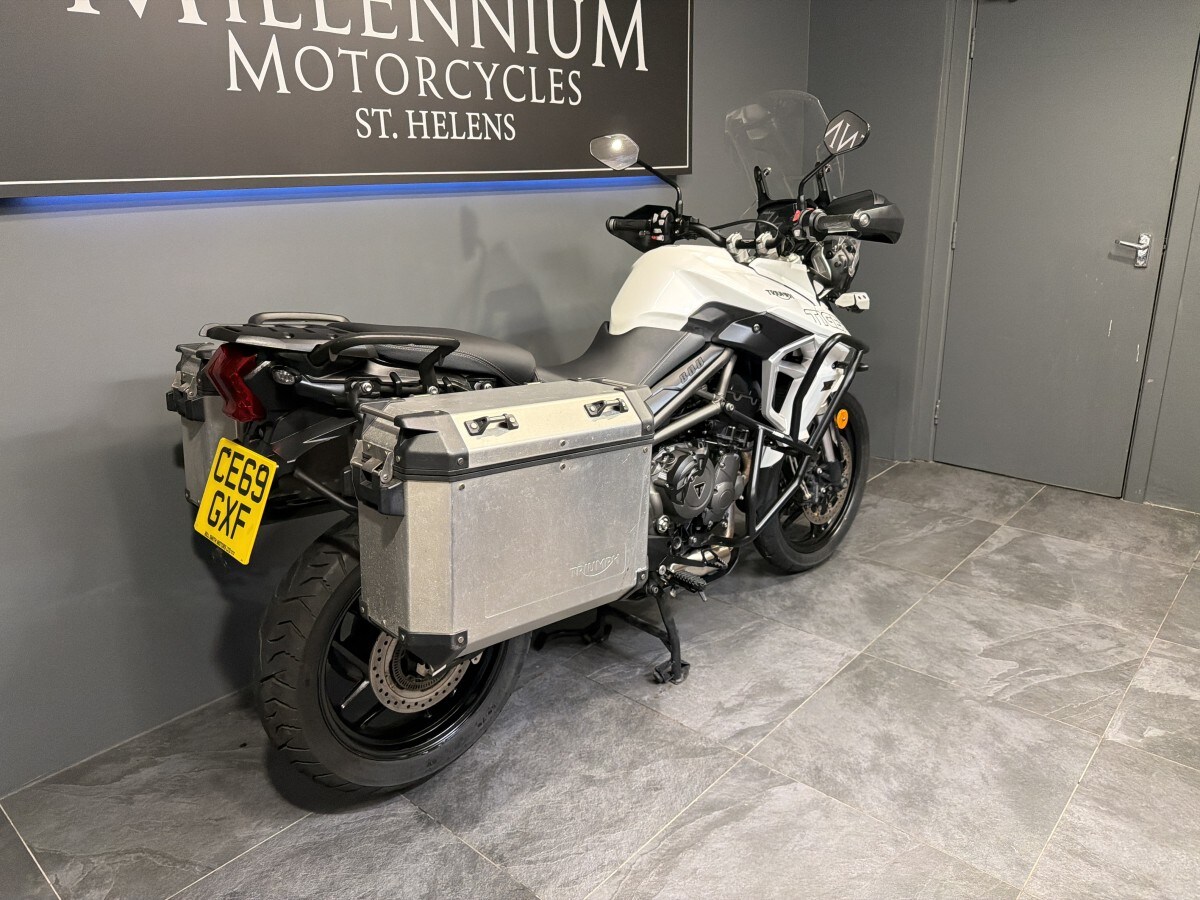 Triumph TIGER 800 XRT