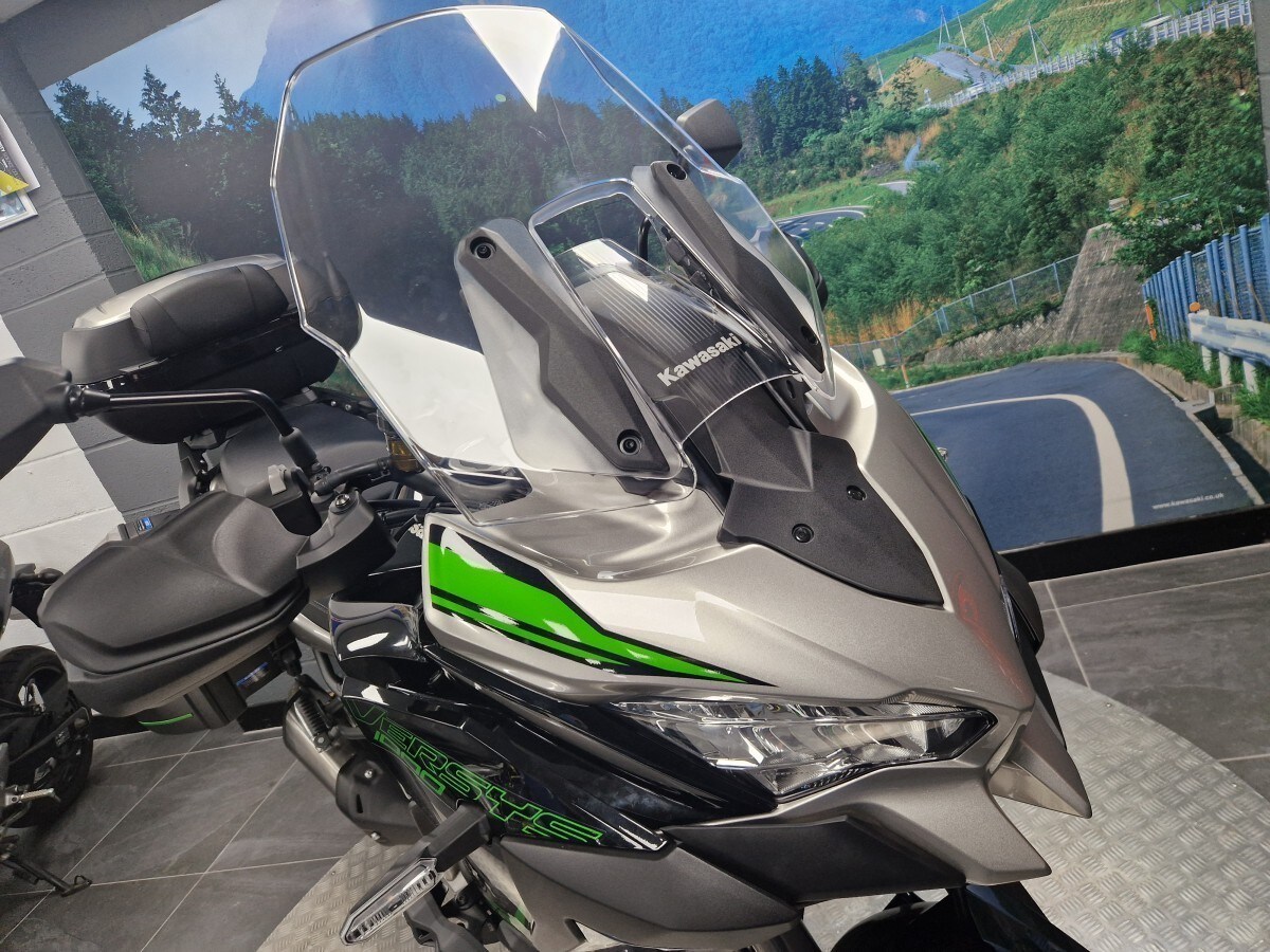 Kawasaki Versys 1000 SE GT KLZ1000DRFNN BK1
