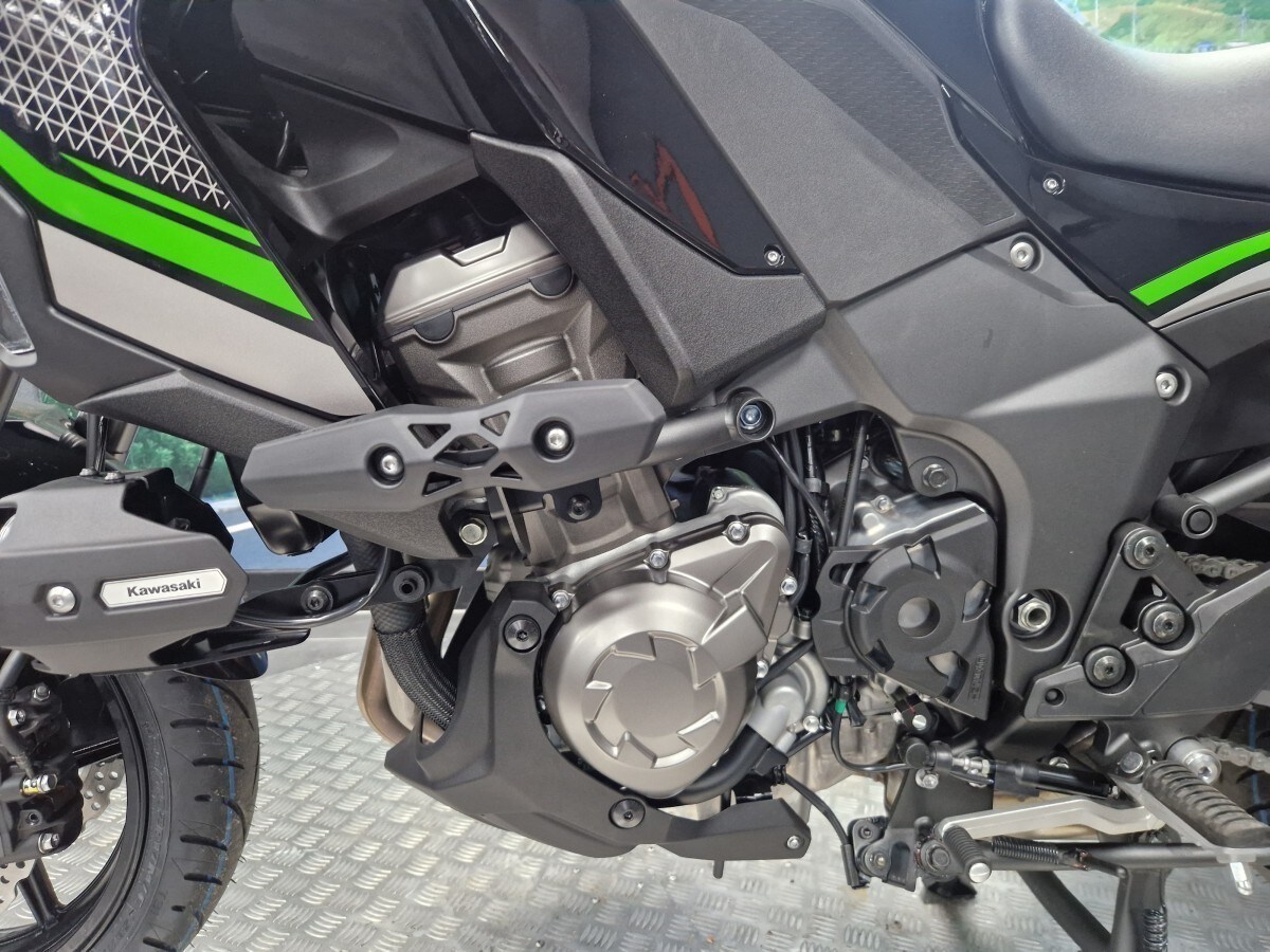 Kawasaki Versys 1000 SE GT KLZ1000DRFNN BK1