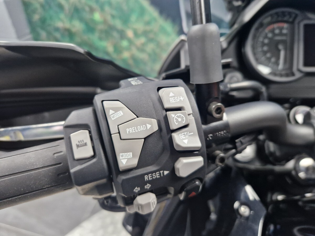 Kawasaki Versys 1000 SE GT KLZ1000DRFNN BK1