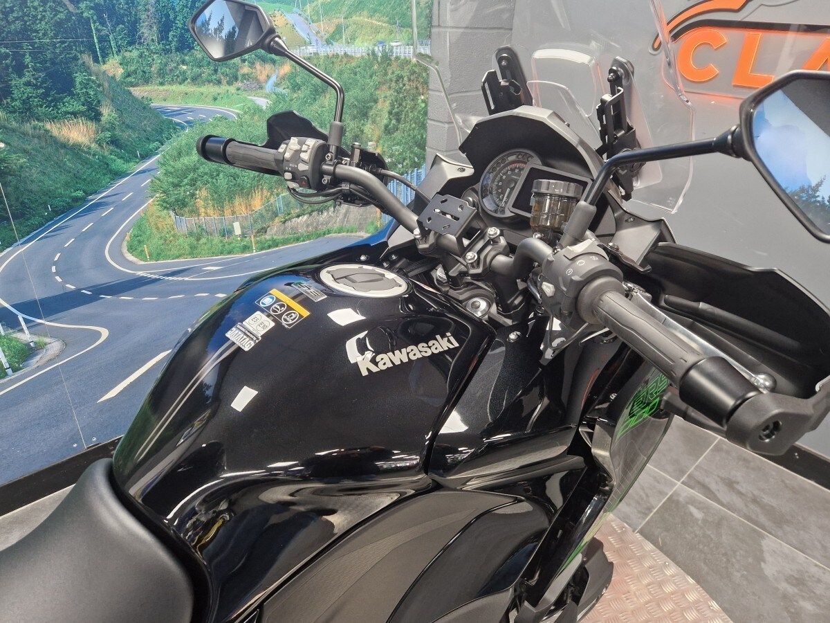 Kawasaki Versys 1000 SE GT KLZ1000DRFNN BK1