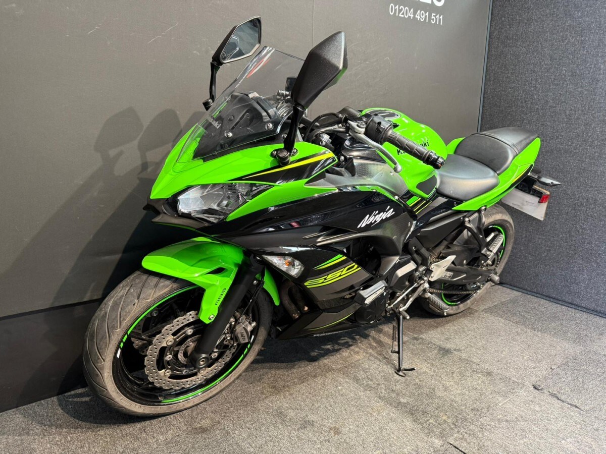Kawasaki Ninja 650 KRT