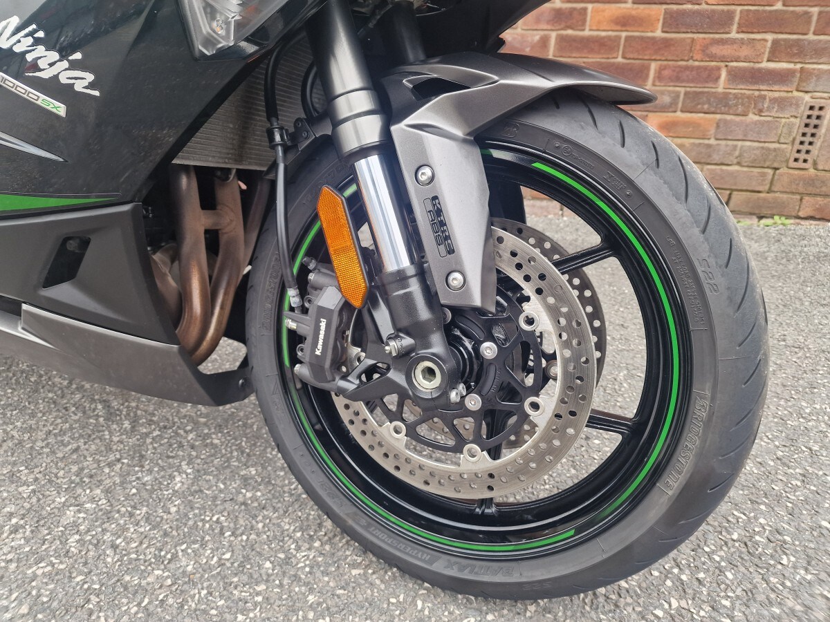 Kawasaki Ninja 1000 SX ZX1002 KRFAN