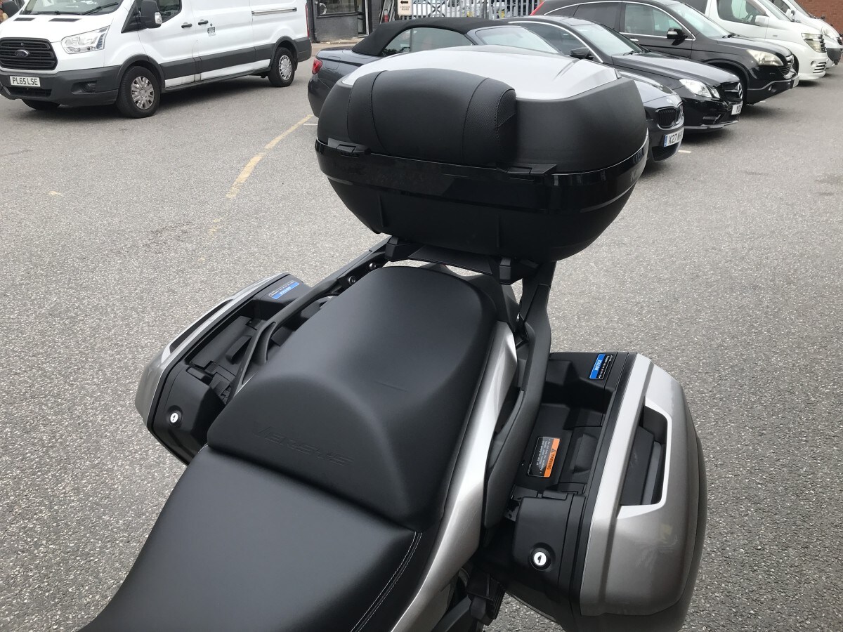 Kawasaki Versys 1000-SE GT KLZ1000DRFNN