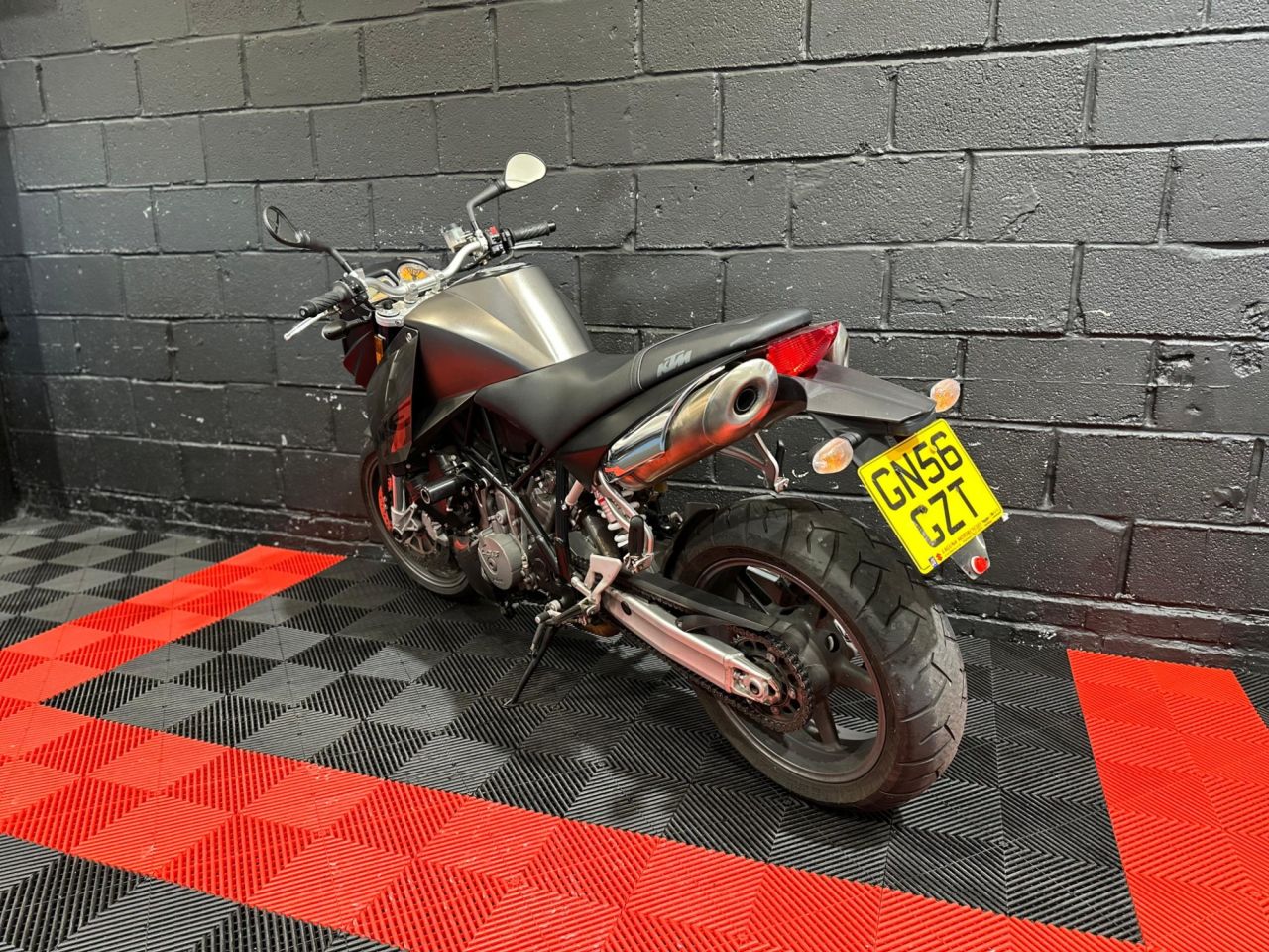 Used KTM 990 Super Duke for sale - 78434932: Photo 13