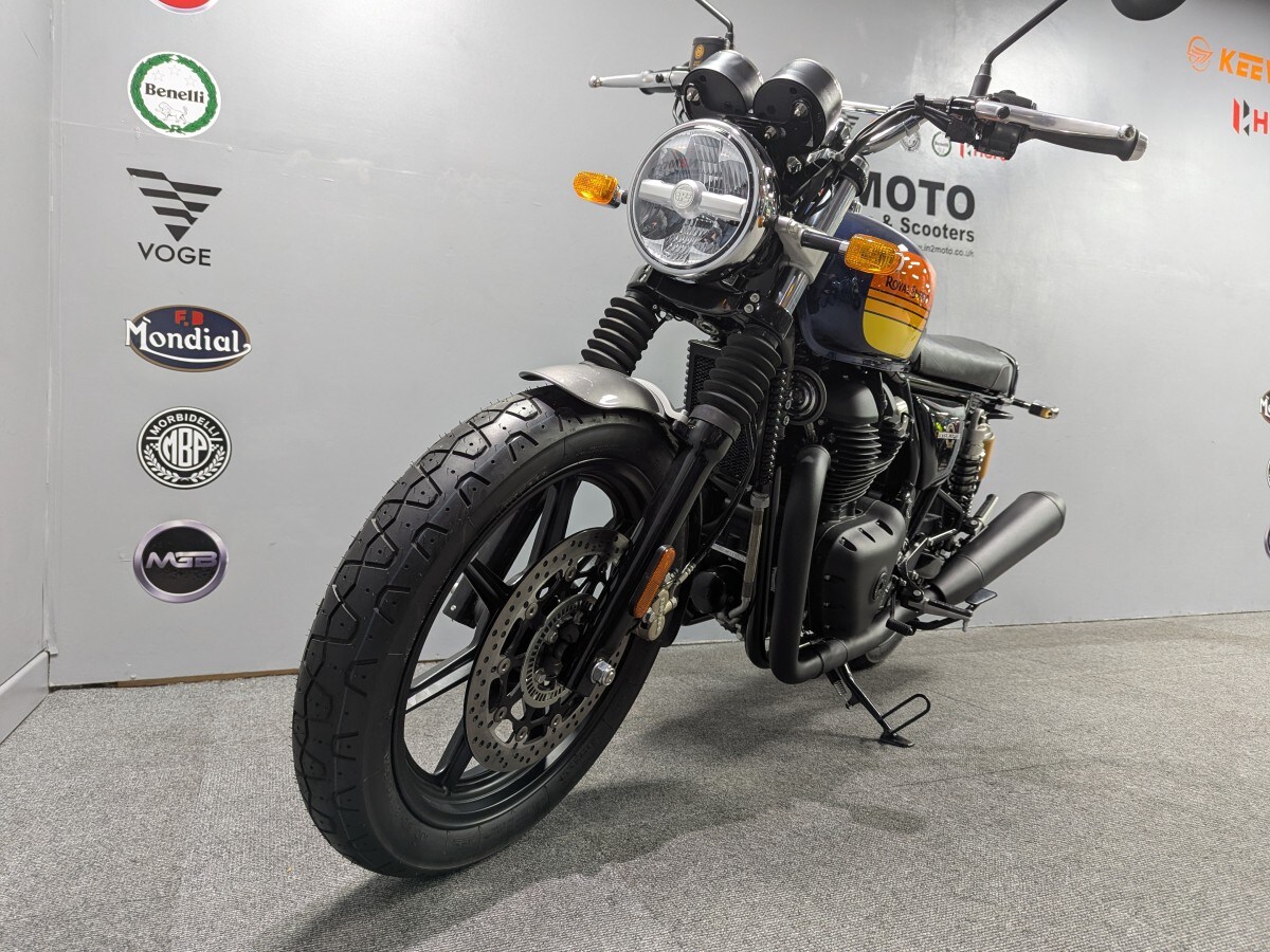 Royal Enfield INTERCEPTOR 650 E5 • PRE REG SALE •