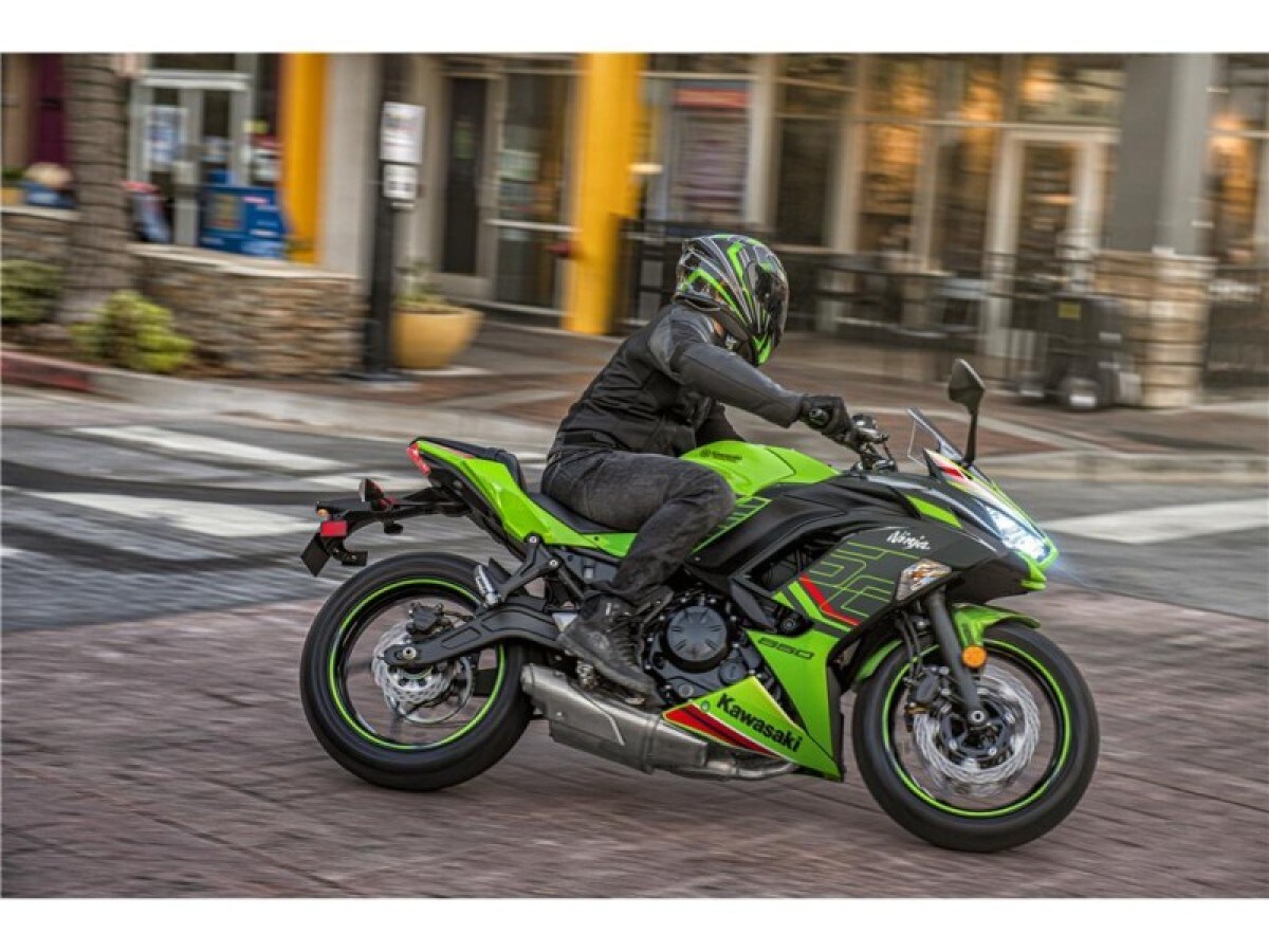 Kawasaki Ninja 650 EX650SSFAN