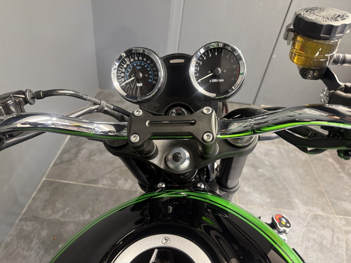 Kawasaki Z900RS ZR900KSFAB BK1