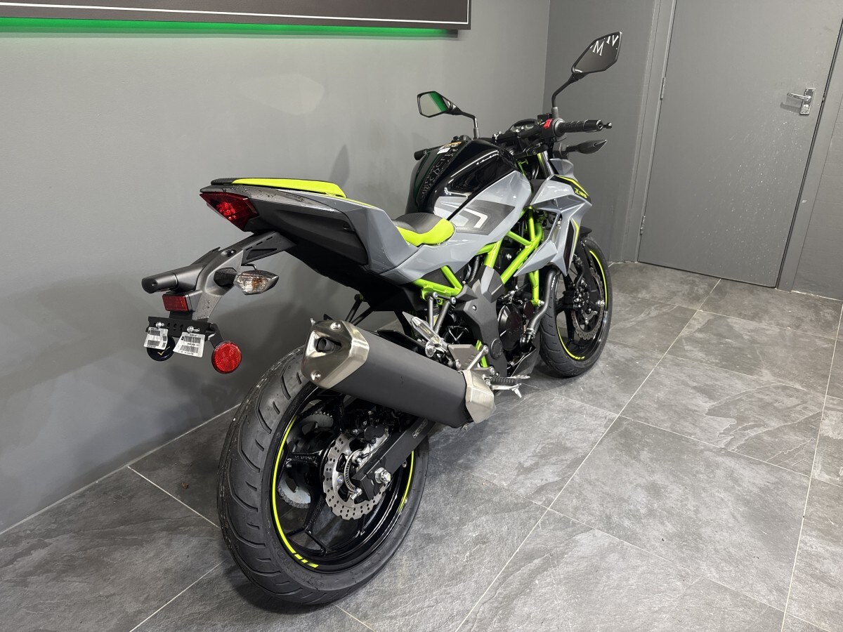 Kawasaki Z125 BR125MTFNN (GN1) / MTFAN (GY1)