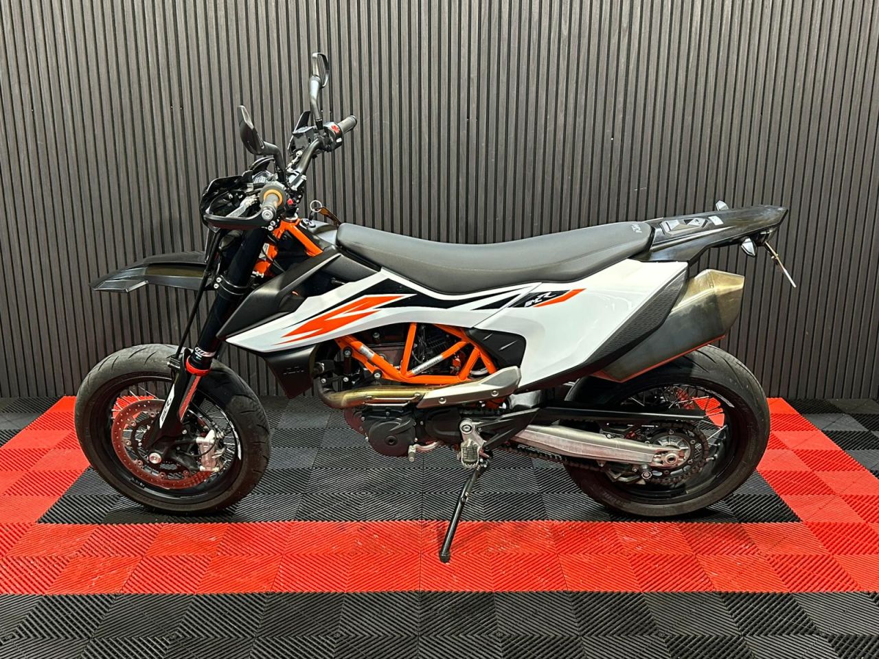 Used KTM 690 SMC R for sale - 78640144: Photo 10