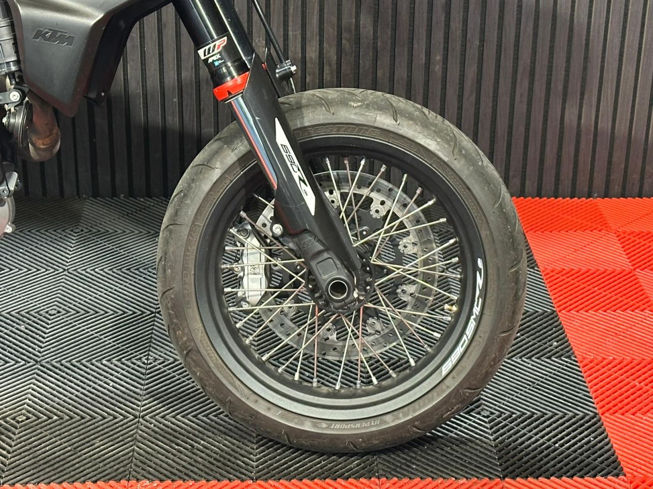 Used KTM 690 SMC R for sale - 78640144: Photo 15