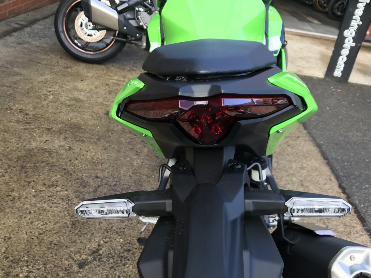 Kawasaki Ninja 500 SE