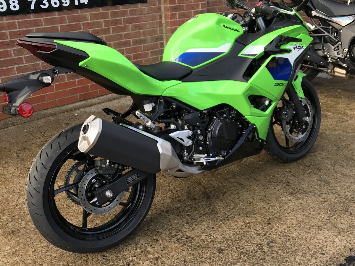 Kawasaki Ninja 500 SE