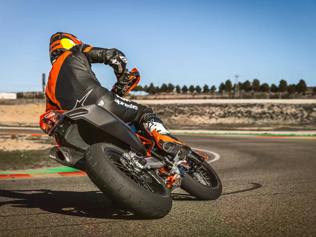 KTM 690 SMC R