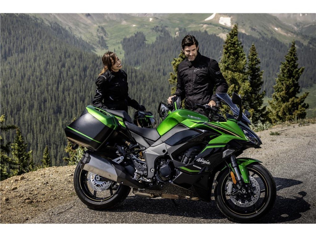 Kawasaki Ninja 1100SX SE Performance Tourer