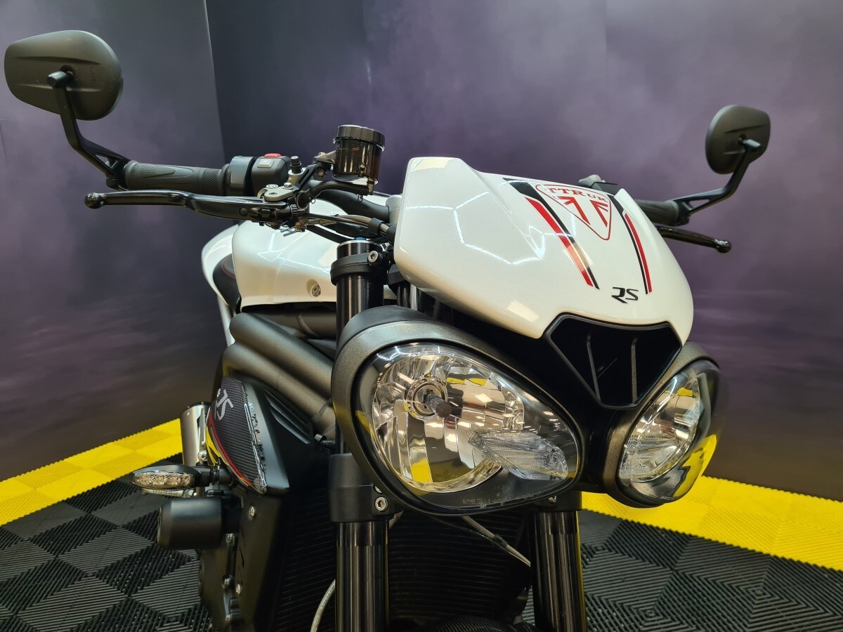 Triumph SPEED TRIPLE RS 1050