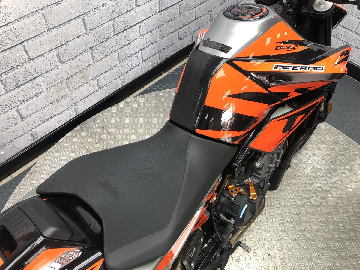 KTM 790 DUKE 19