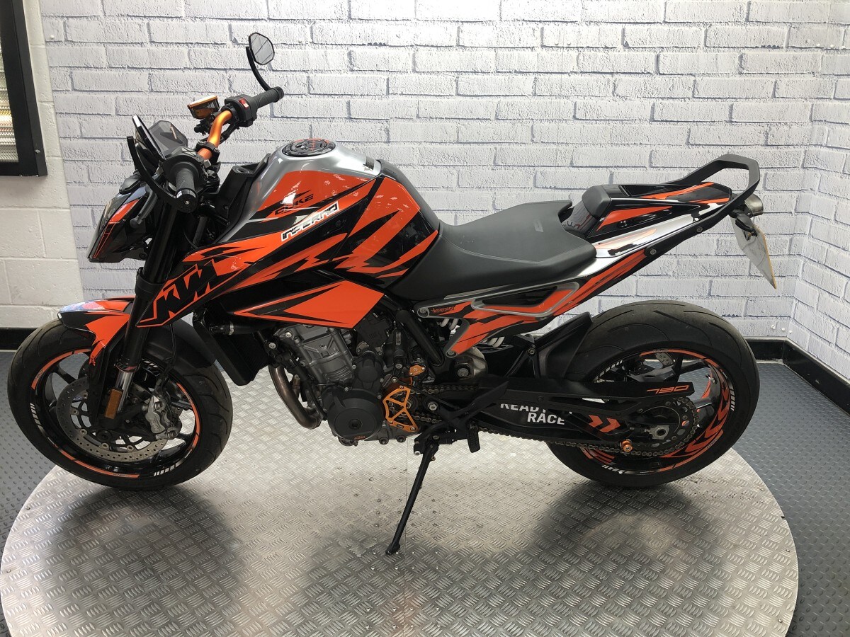 KTM 790 DUKE 19