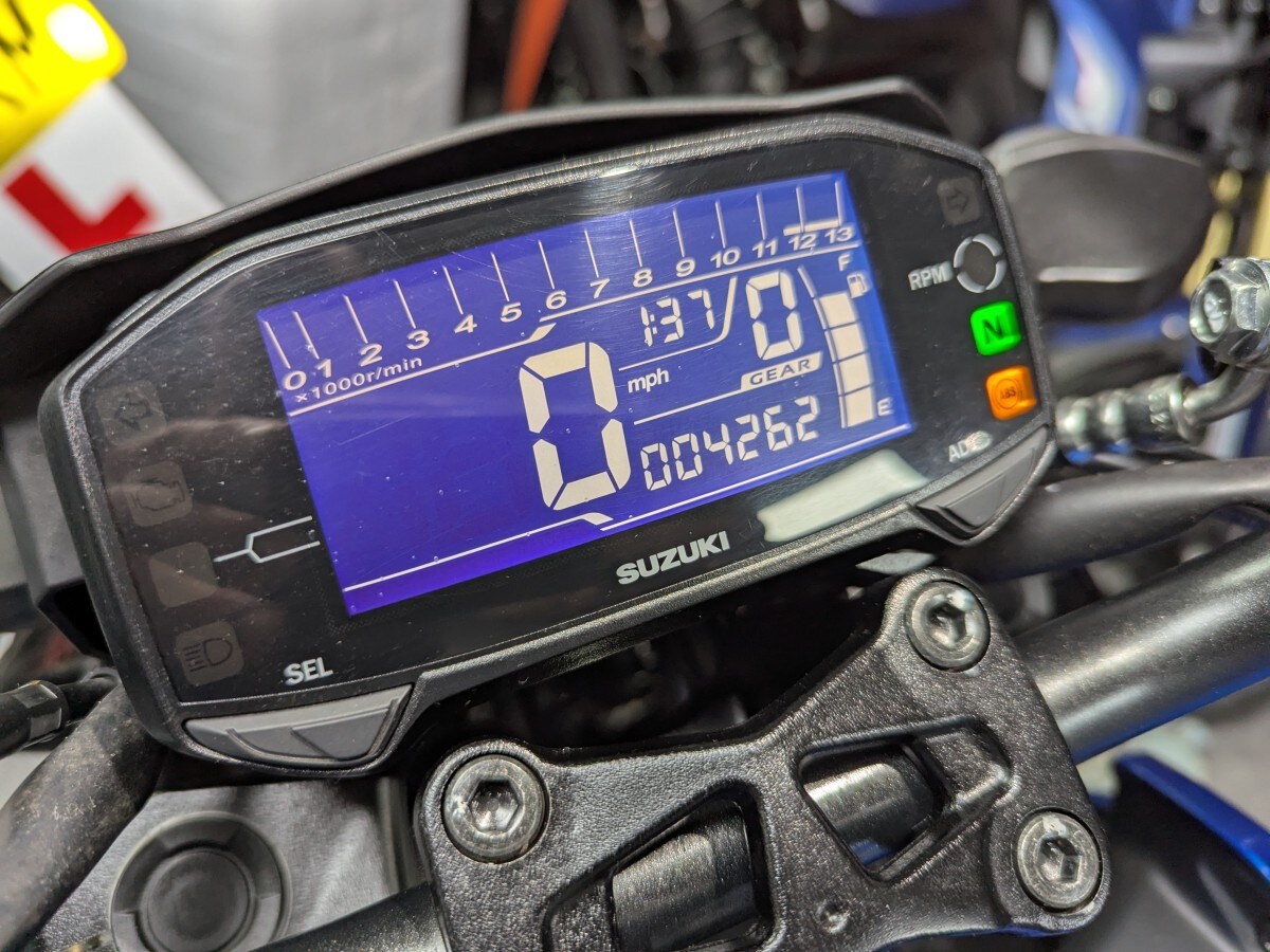 Suzuki GSXS 125 RLXM3