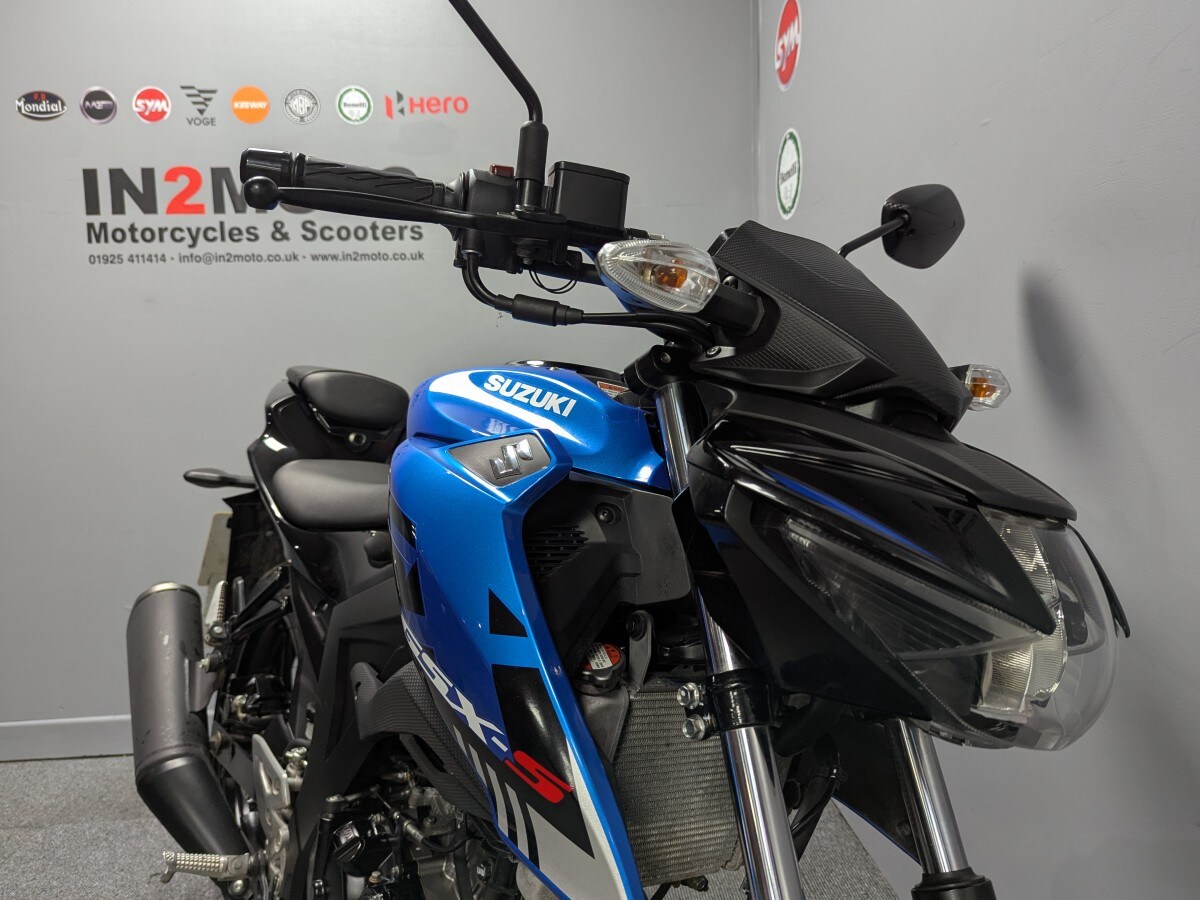 Suzuki GSXS 125 RLXM3