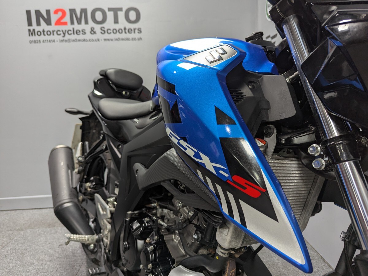 Suzuki GSXS 125 RLXM3